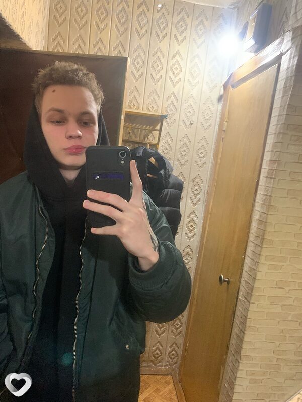 Павел, 19, Брянске — анкета №2117873