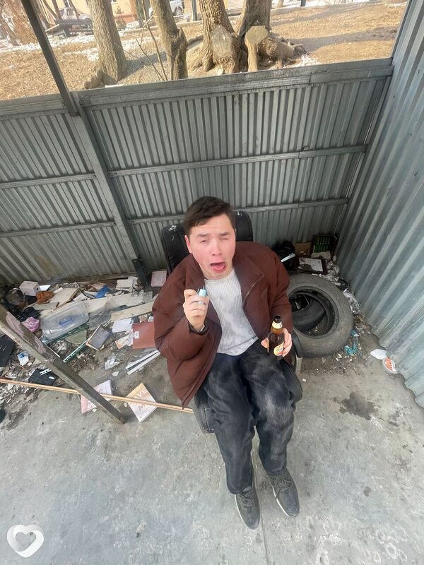 Виктор, 22, Владивостоке — анкета №2118360