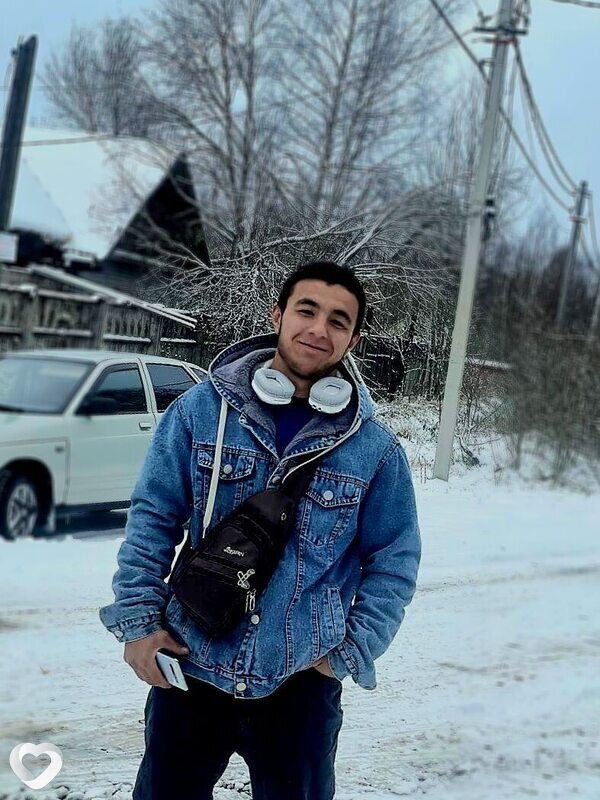Феруз, Воскресенск