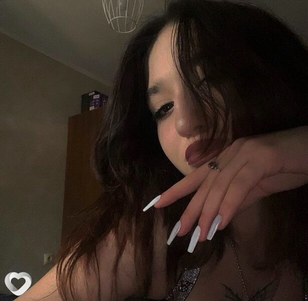 Яна, 20, Москве — анкета №2156204