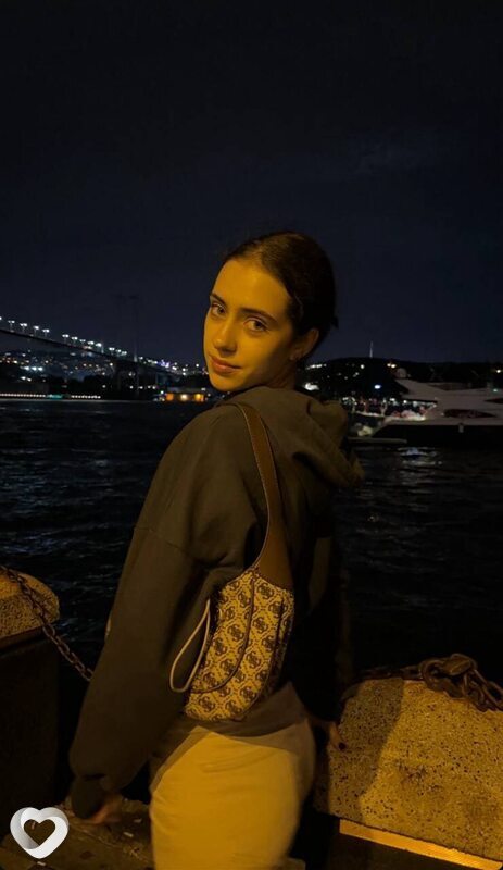 Аня, 22, Москве — анкета №2156227