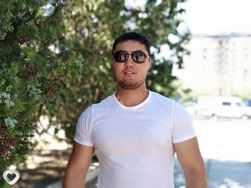 Малик, 33, Актау — анкета №2156428