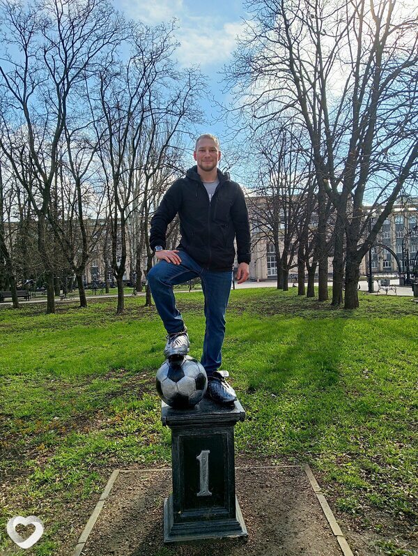 Богдан, Зугрэс