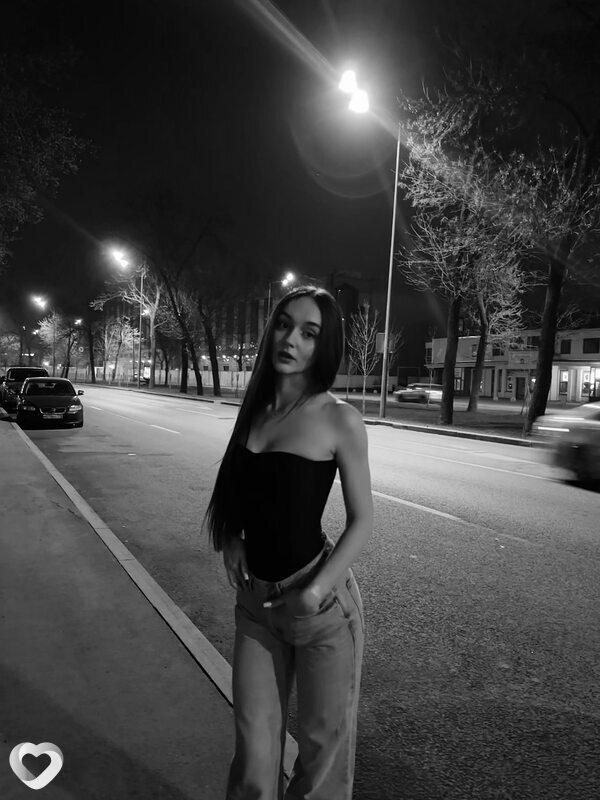 Таня, 20, Сочи — анкета №2156861