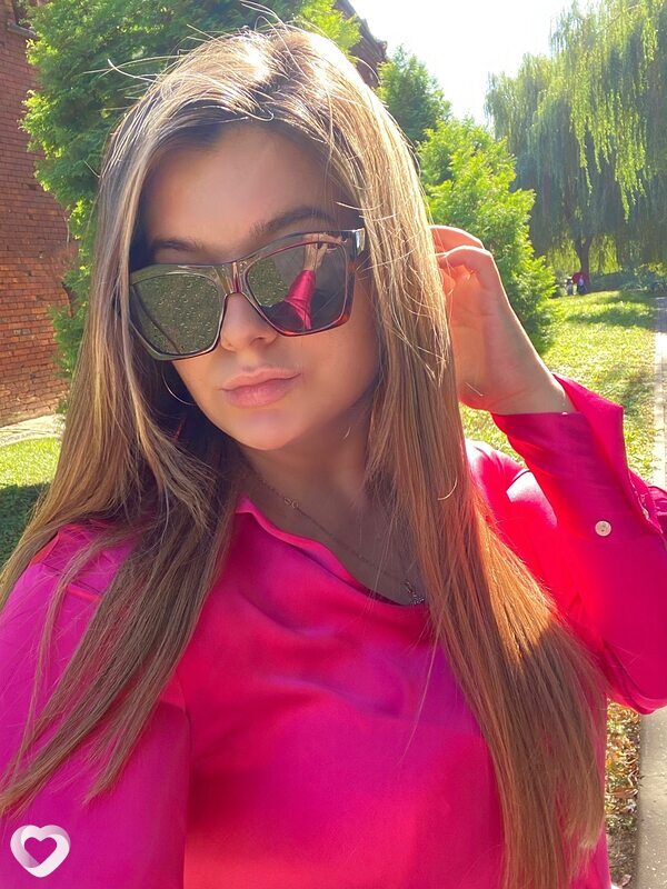 Алеся, 24, Бресте — анкета №2121382