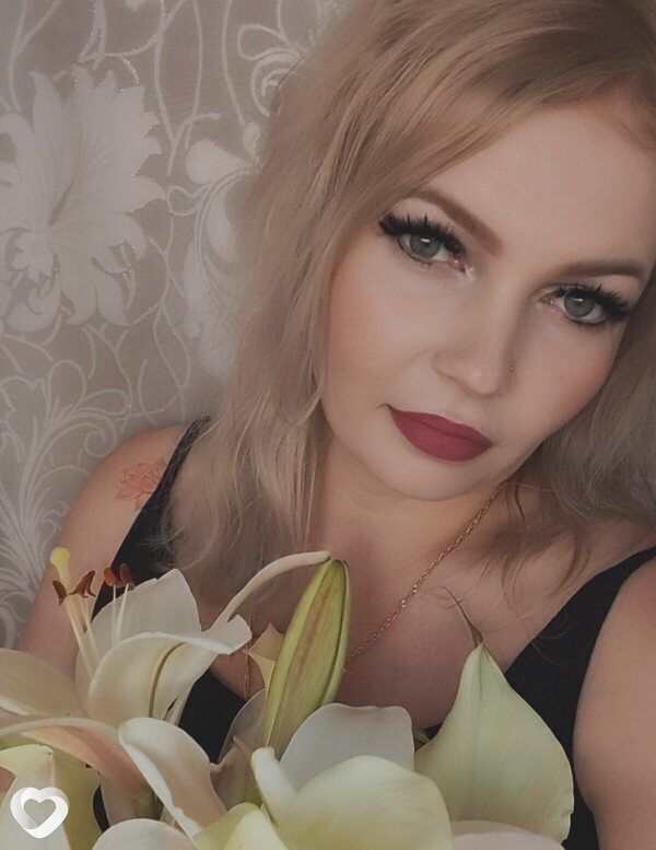 Alena, Сим