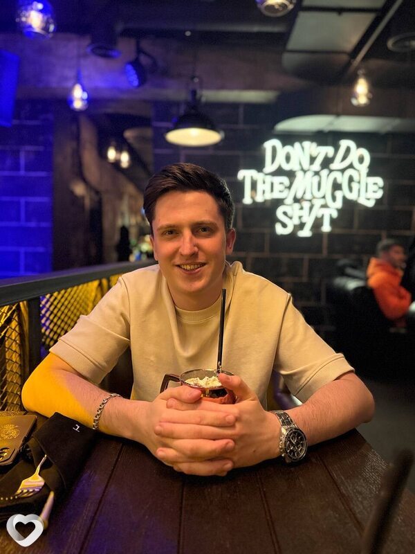 Миша, 24, Санкт-Петербурге — анкета №2121641