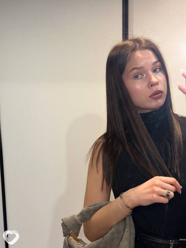Карина, Каминский