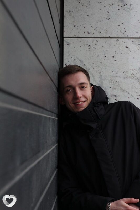 Максим, 26, Новосибирске — анкета №2122606