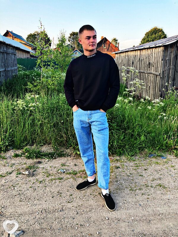 Антон, 21, Санкт-Петербурге — анкета №2125839