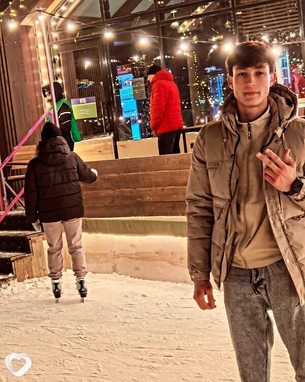 Эзиз, 23, Волгограде — анкета №2157400