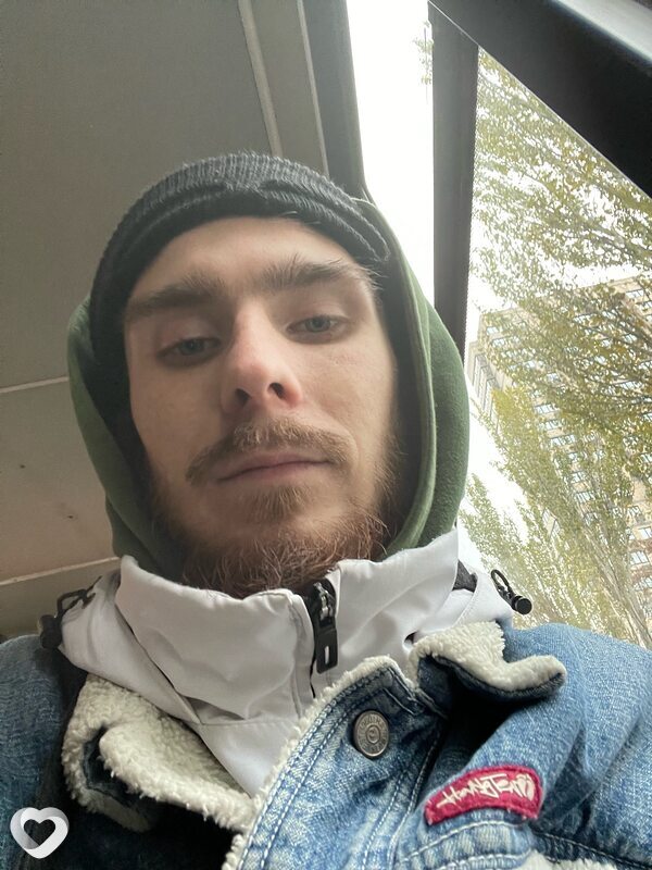 Владимир, 24, Ростове-на-Дону — анкета №2123117