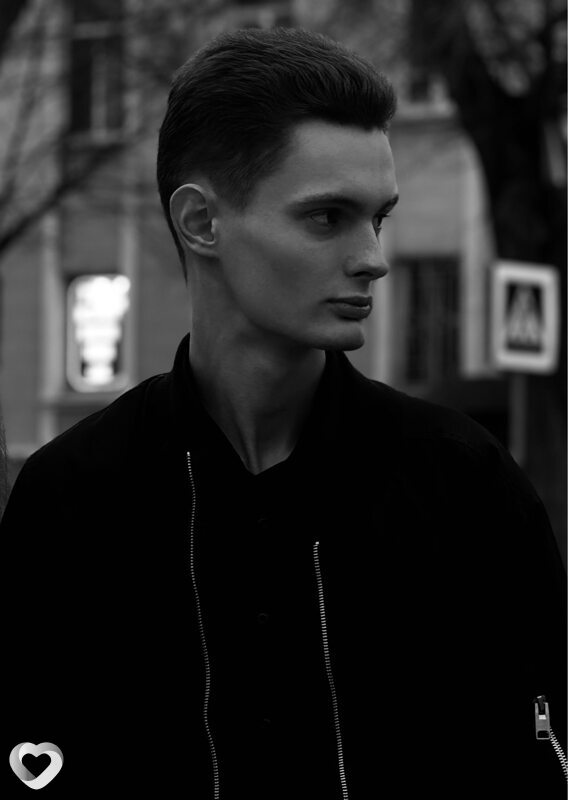 Михаил, 21, Ростове-на-Дону — анкета №2122965