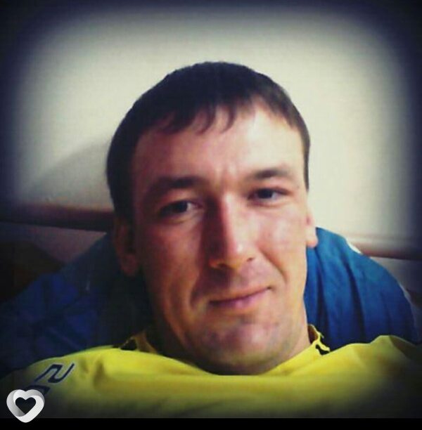 Максим, 37, Белогорске — анкета №2157557