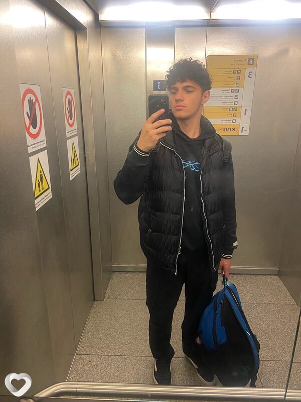 Эмиль, 22, Феодосии — анкета №2123190