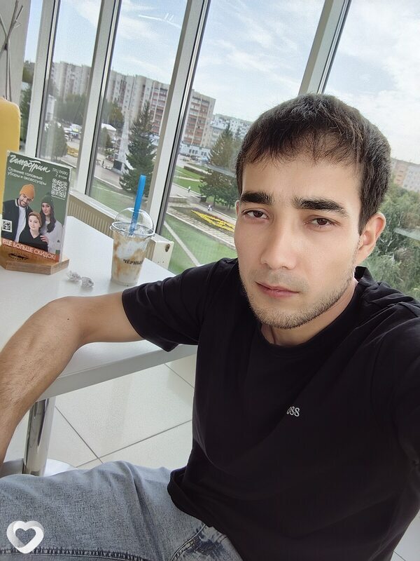 Отабек, 28, Новоалтайске — анкета №2123565