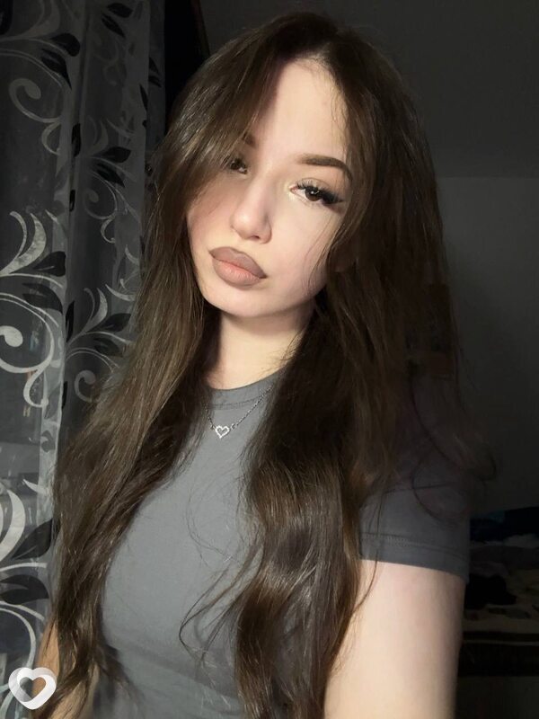 Алина, 22, Санкт-Петербурге — анкета №2123453
