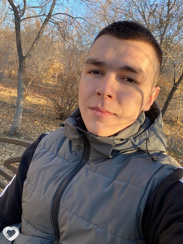 Максим, 25, Улан-Удэ — анкета №2123979