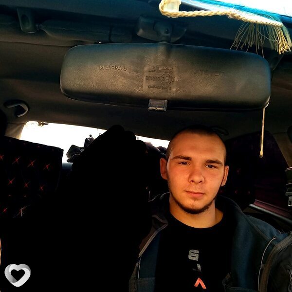 Иван, 25, Уссурийске — анкета №2123869