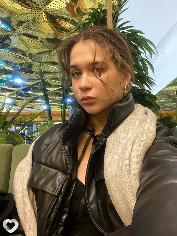 Арина, 21, Санкт-Петербурге — анкета №2124108