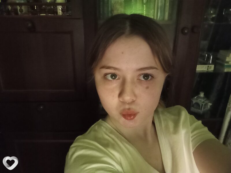 Аня, 19, Королёв — анкета №2124338