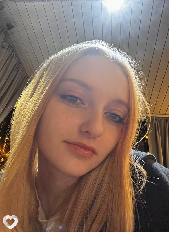 Виолетта, 21, Москве — анкета №2124622