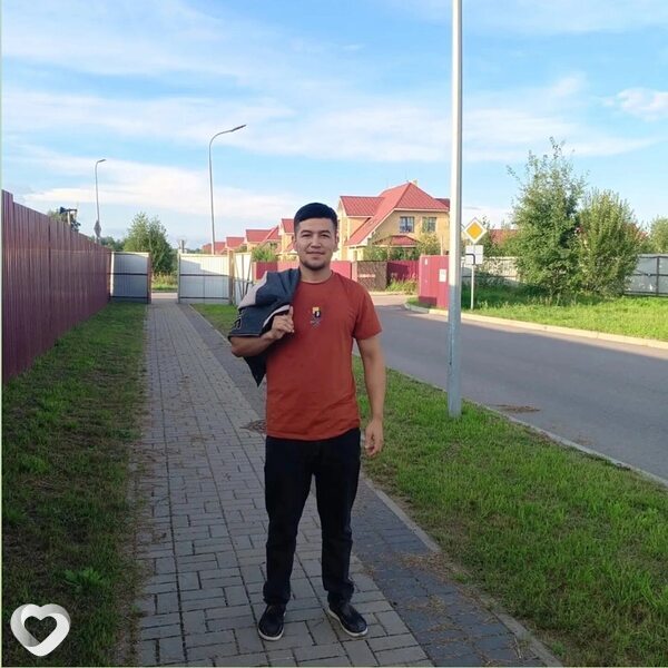 Артём, 22, Санкт-Петербурге — анкета №2124624