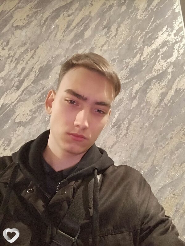 Максим, 19, Анапе — анкета №2158146