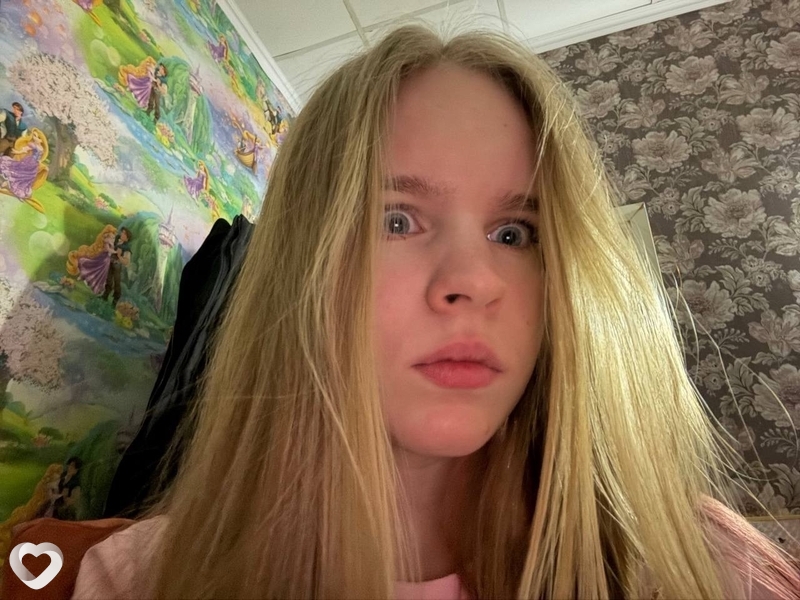 Лина, 20, Санкт-Петербурге — анкета №2124647