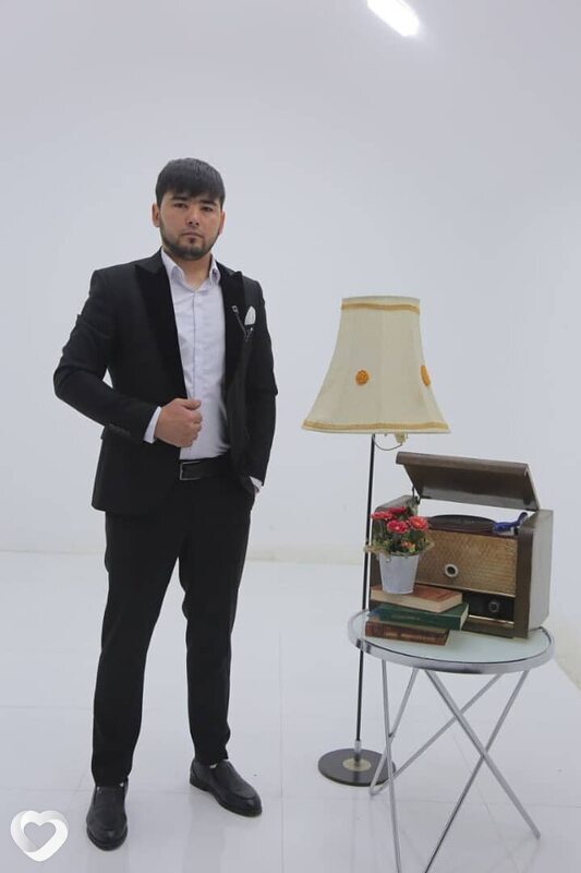 Антон, 27, Сургуте — анкета №2157918
