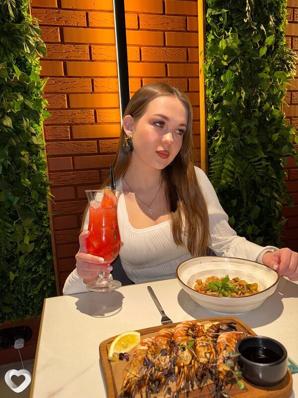 Valya, 22, Нижнем Новгороде — анкета №2124757