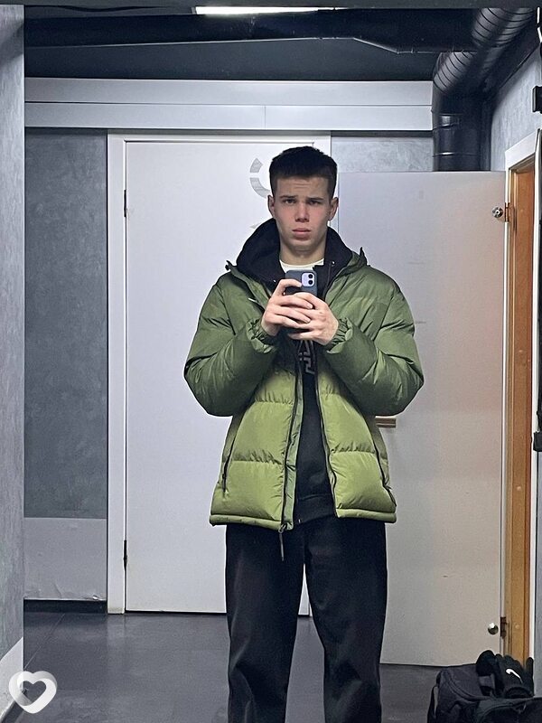 Dima, 21, Москве — анкета №2124761