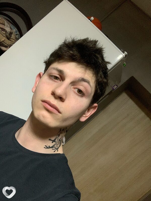 Денис, 23, Воронеже — анкета №2158093