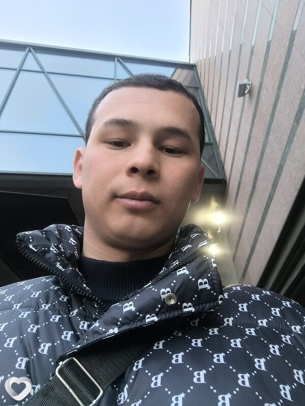 Шавкат, 22, Санкт-Петербурге — анкета №2158187