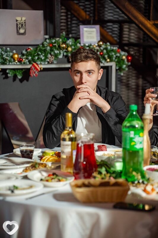 Матвей, 22, Москве — анкета №2124873