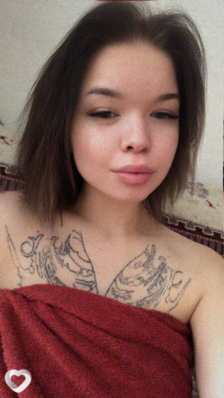 Карина, 23, Бийске — анкета №2125491