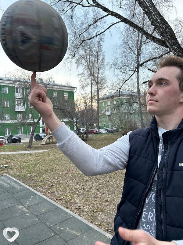 Илья, 22, Новосибирске — анкета №2126273