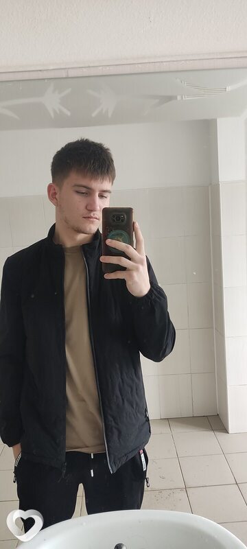 Vlad, 19, Кишинёв — анкета №2158489