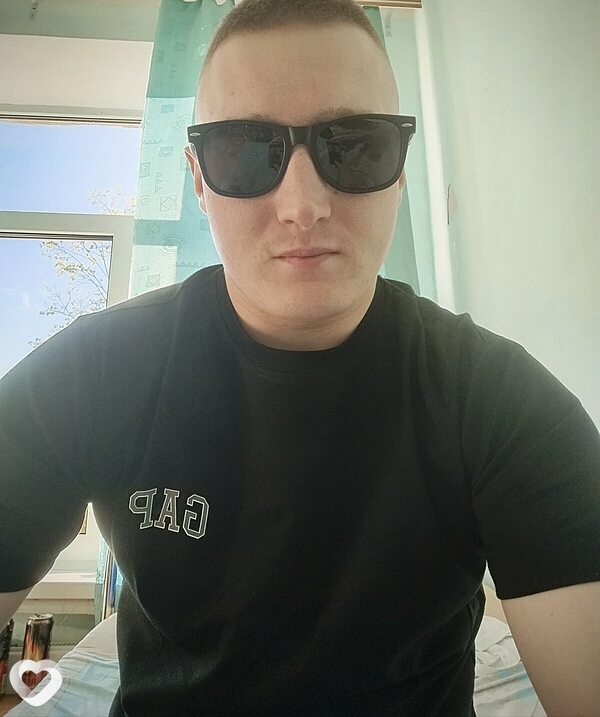 Дима, 27, Симферополе — анкета №2158493