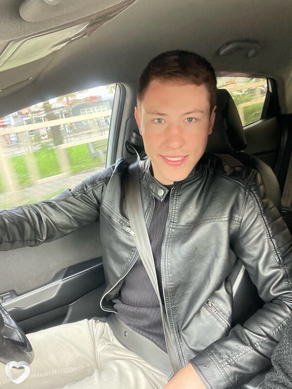 Александр, 26, Красноярске — анкета №2126029