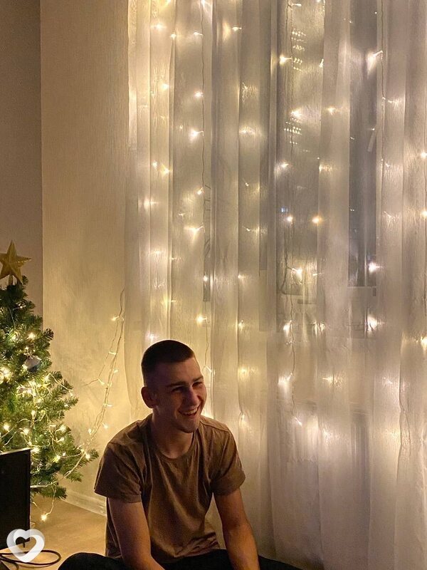 Максим, 22, Ижевске — анкета №2125970
