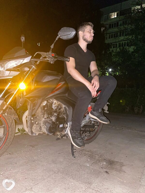 Иван, 27, Ульяновске — анкета №2126188