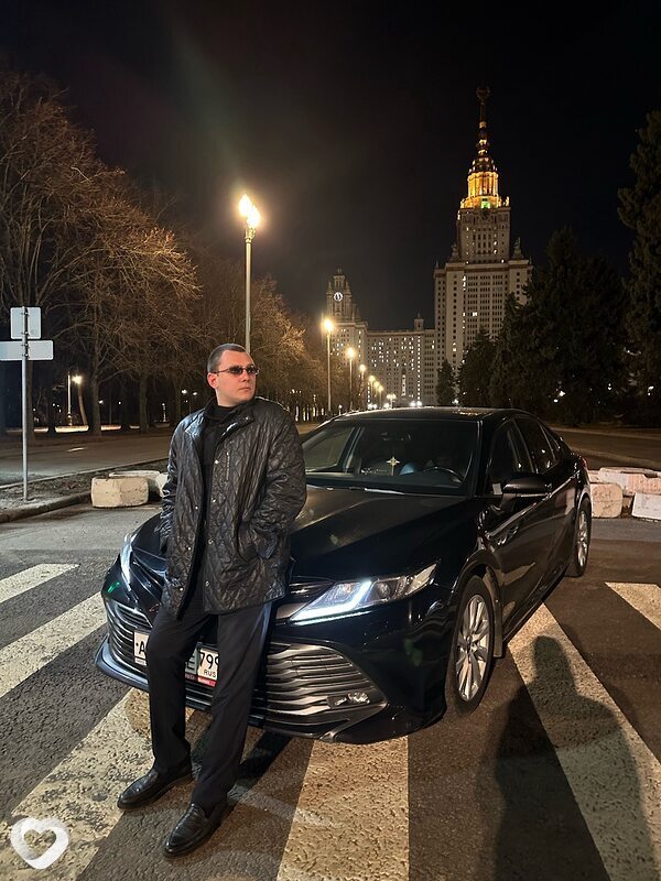 Арсений, 21, Москве — анкета №2126264