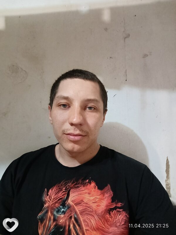 Максим, 27, Белове — анкета №2126897