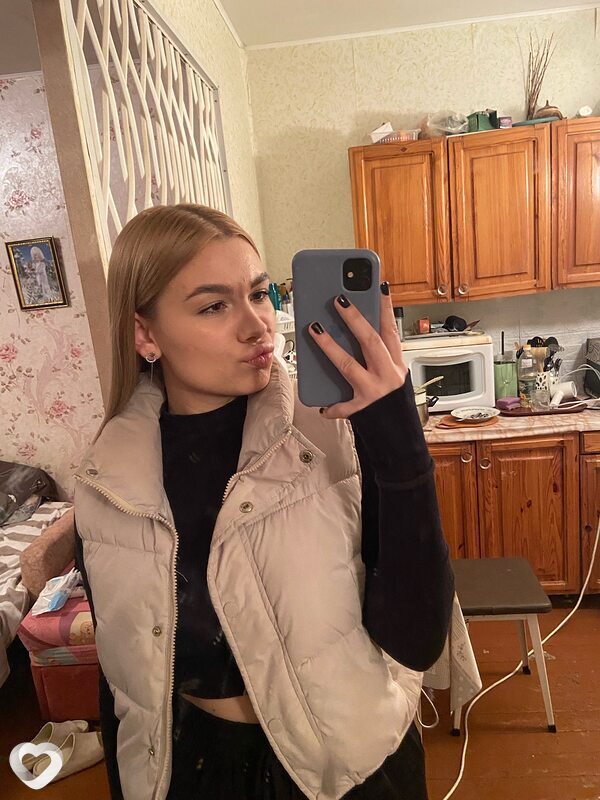 Ася, 21, Могилев — анкета №2126805