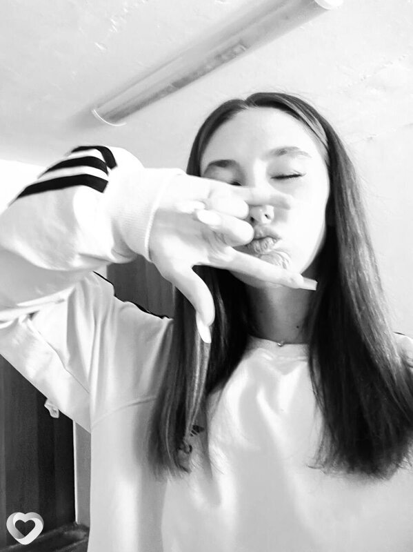 Карина, 19, Адлер — анкета №2126957