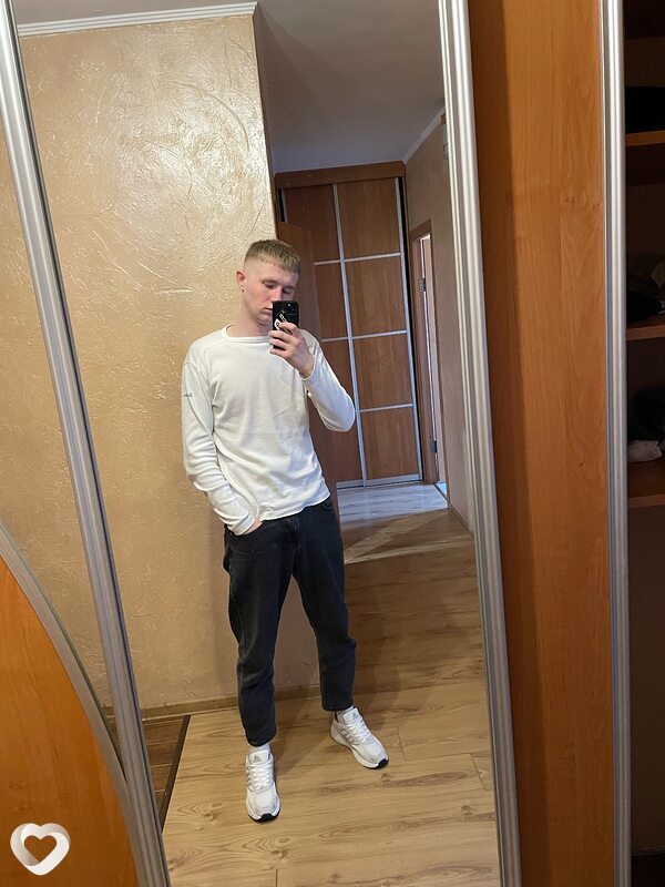 Влад, 22, Гродно — анкета №2126863