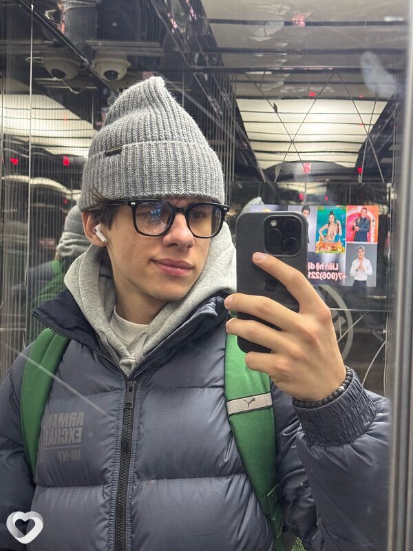 Степан, 21, Москве — анкета №2159027