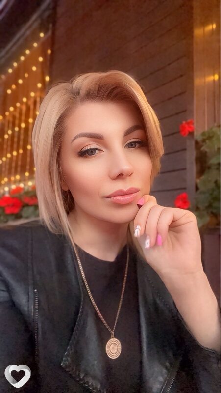 Elena, Прага