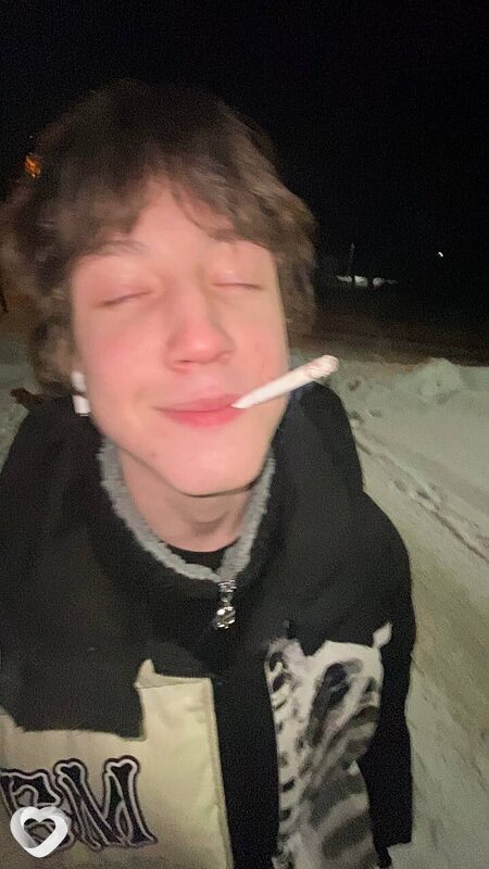 Павел, 20, Тюмени — анкета №2127205